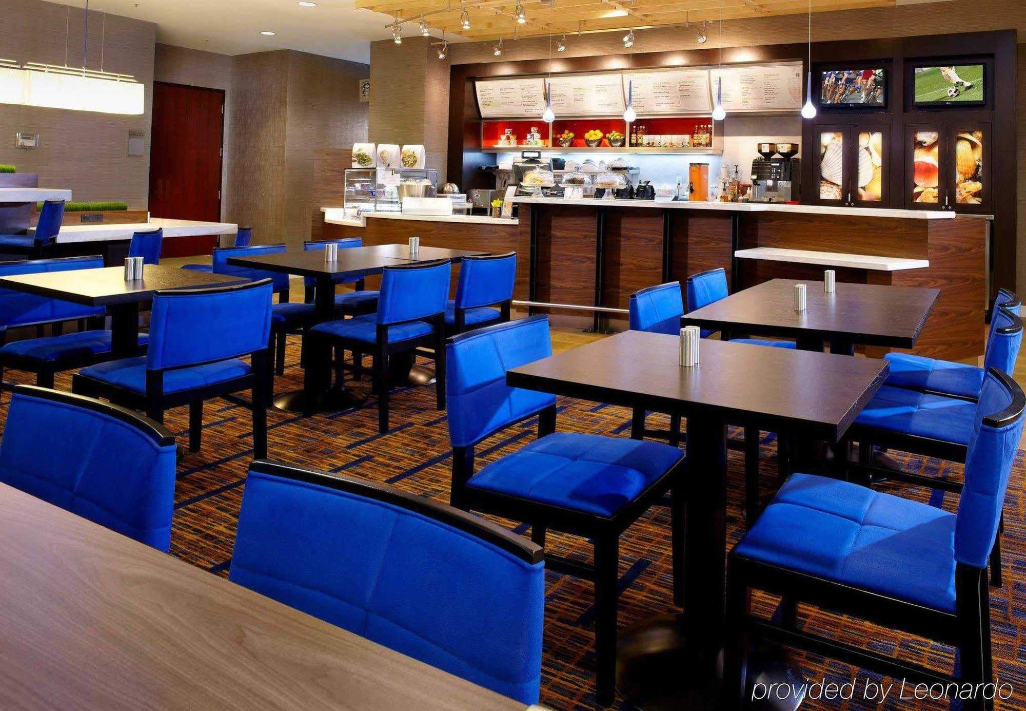 Courtyard Tampa Oldsmar Hotel Exterior photo