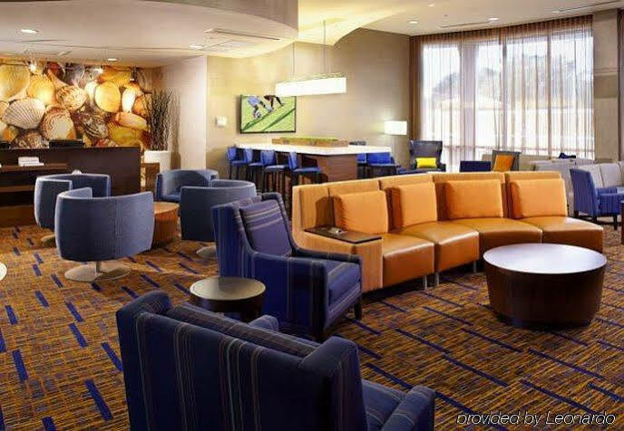 Courtyard Tampa Oldsmar Hotel Exterior photo
